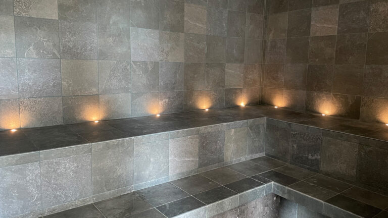 Piscina e Sauna Úmida